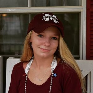 Meet your Posher, Zoe